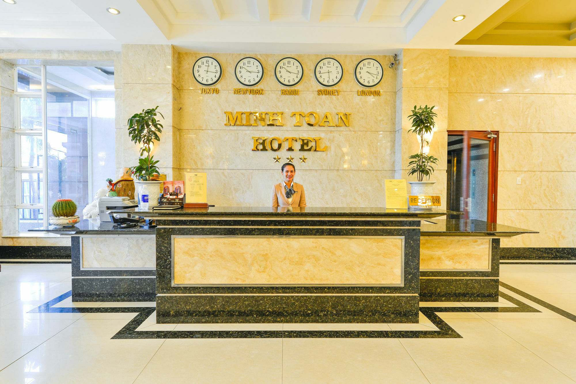 Minh Toan Athena Hotel Da Nang Exterior photo